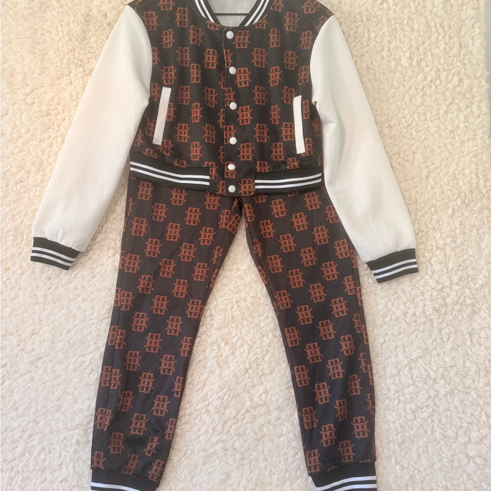 Stylish 2 Piece set with Patterned Design